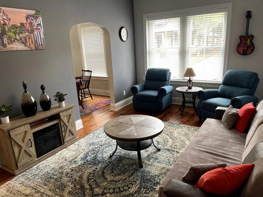 Cozy Quiet St Augustine Private Condo - 2Bed, 1 Bath, Sleeps 6, Steps To Historic St Augustine Center & All Tourist Attractions, Restaurants, Cafes, Backyard, Porch เซนต์ออกัสติน ภายนอก รูปภาพ