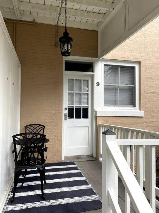 Cozy Quiet St Augustine Private Condo - 2Bed, 1 Bath, Sleeps 6, Steps To Historic St Augustine Center & All Tourist Attractions, Restaurants, Cafes, Backyard, Porch เซนต์ออกัสติน ภายนอก รูปภาพ