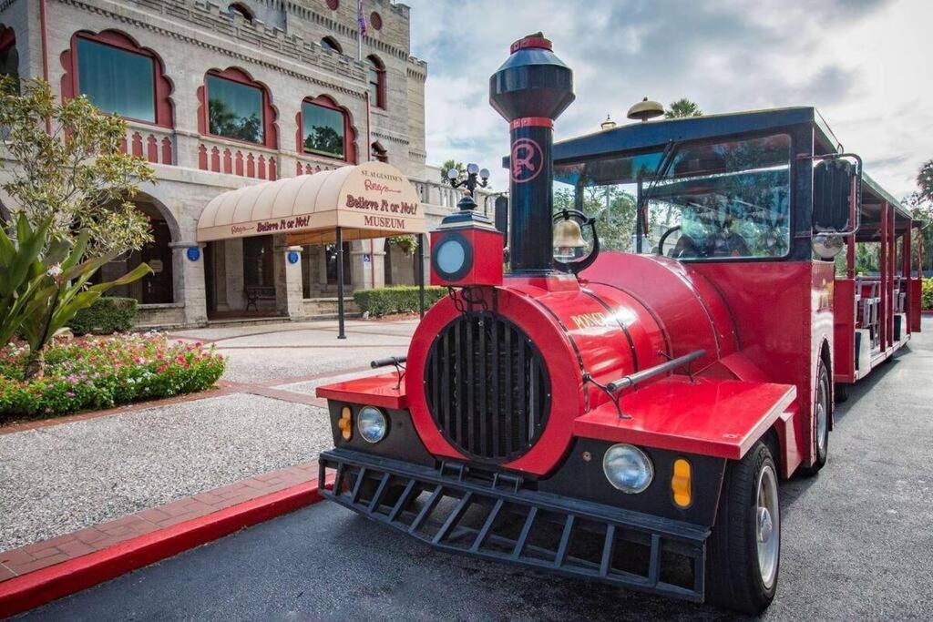 Cozy Quiet St Augustine Private Condo - 2Bed, 1 Bath, Sleeps 6, Steps To Historic St Augustine Center & All Tourist Attractions, Restaurants, Cafes, Backyard, Porch เซนต์ออกัสติน ภายนอก รูปภาพ